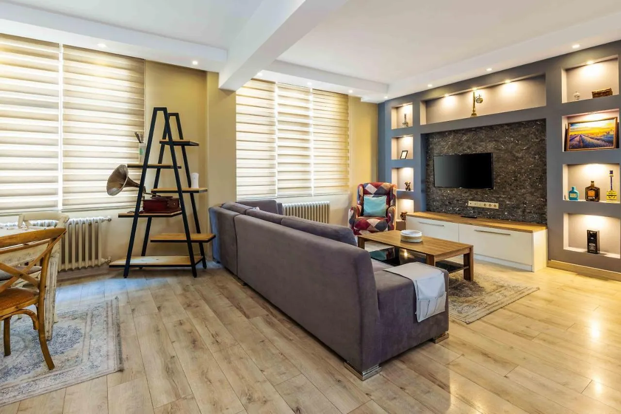 Cihangir Rooms Istanbul Apartment